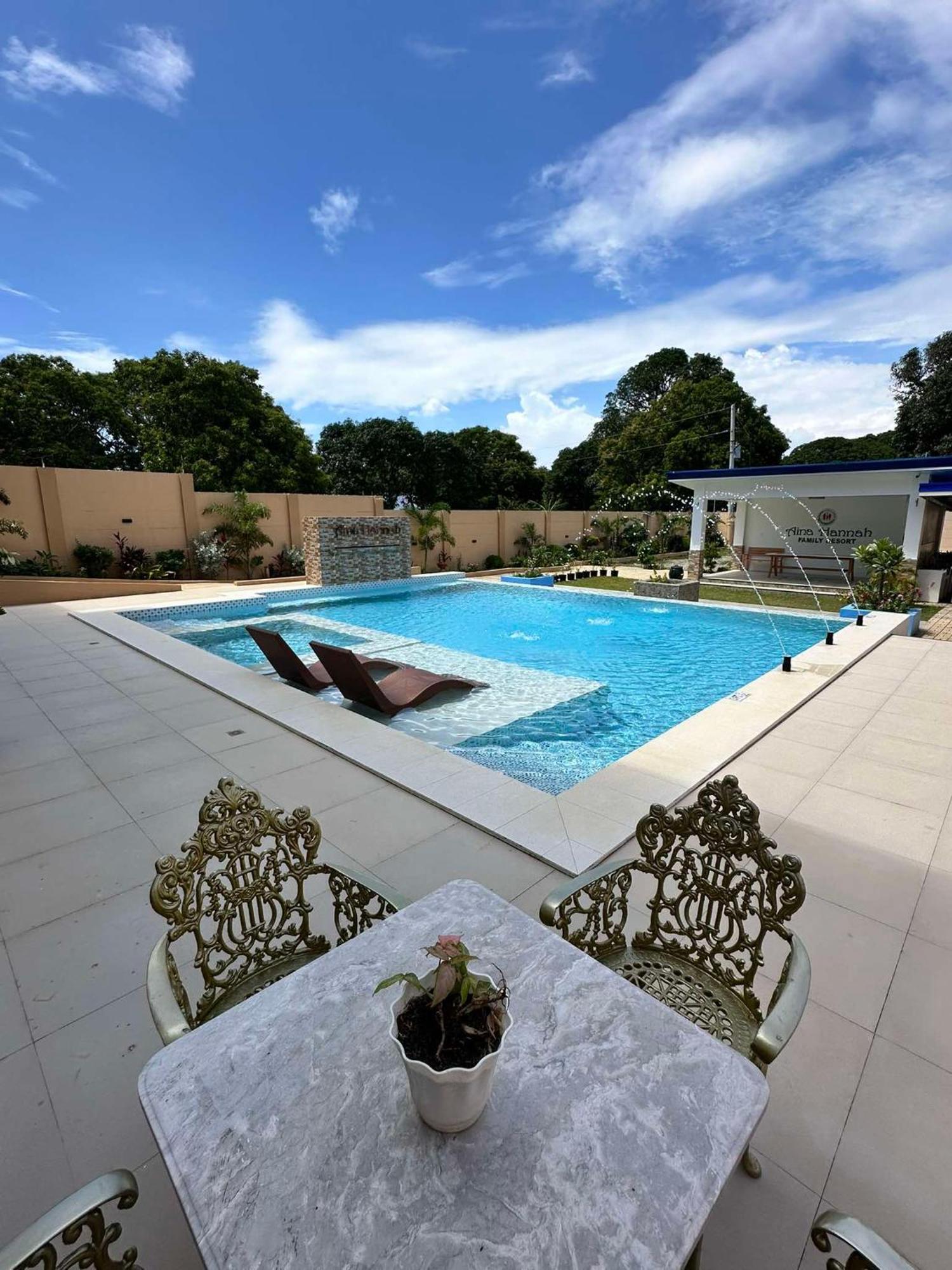 Aina Hannah Family Resort'S Greek Unit Calatagan ภายนอก รูปภาพ