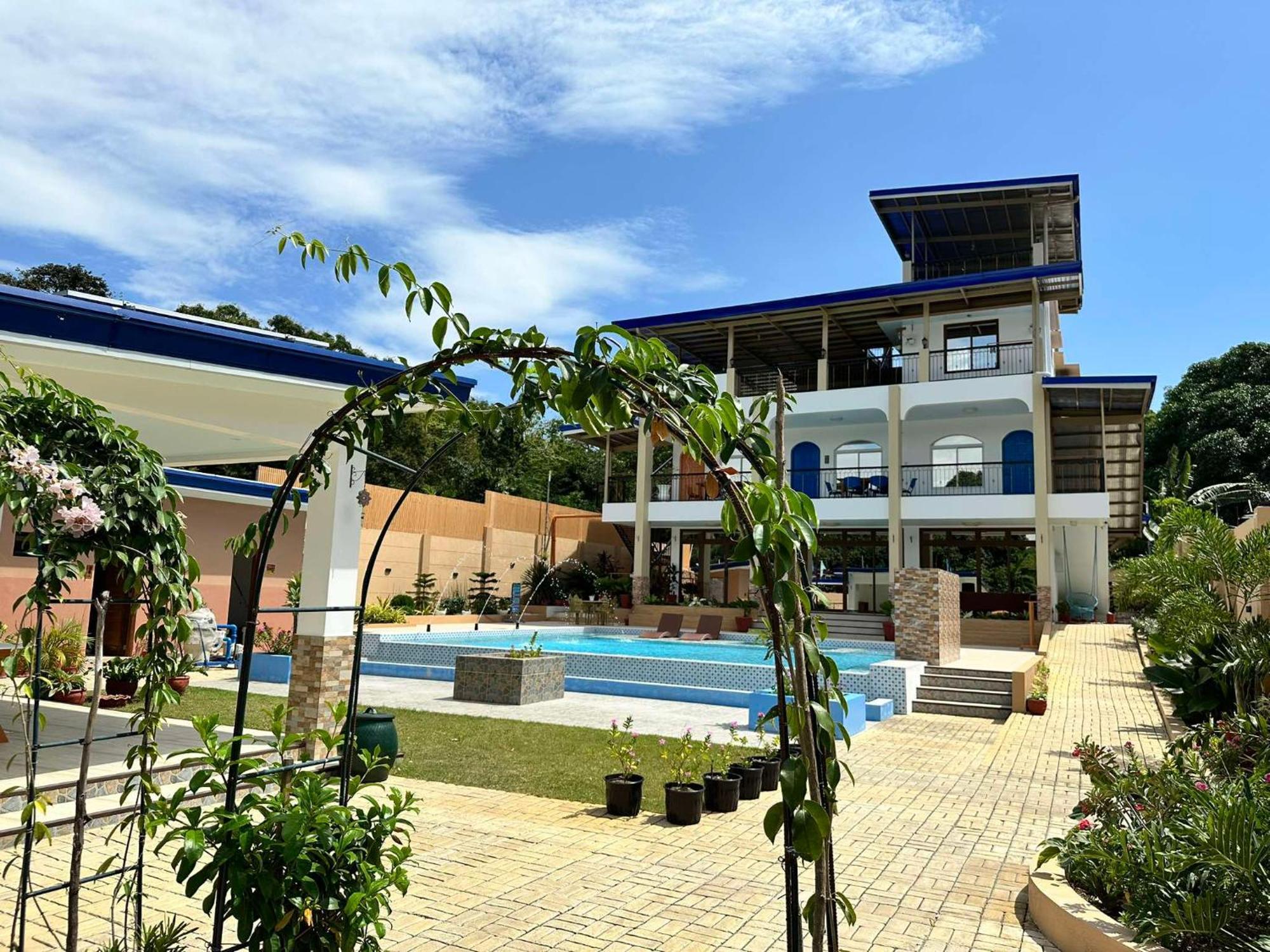 Aina Hannah Family Resort'S Greek Unit Calatagan ภายนอก รูปภาพ